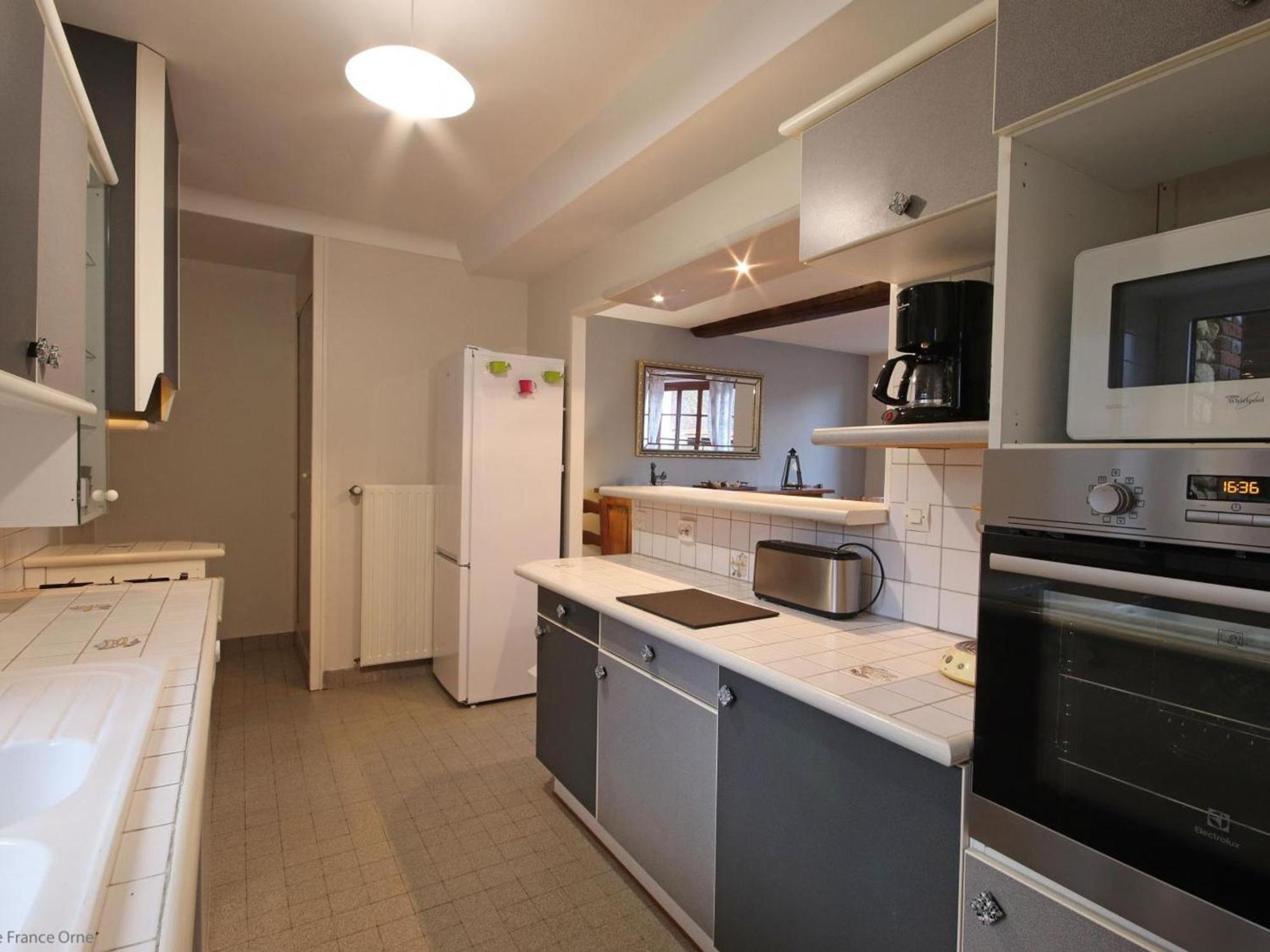 Maison Percheronne Spacieuse Avec Billard, Babyfoot, Et Jardin Clos, Animaux Bienvenus ! - Fr-1-497-65 La Mesniere 외부 사진