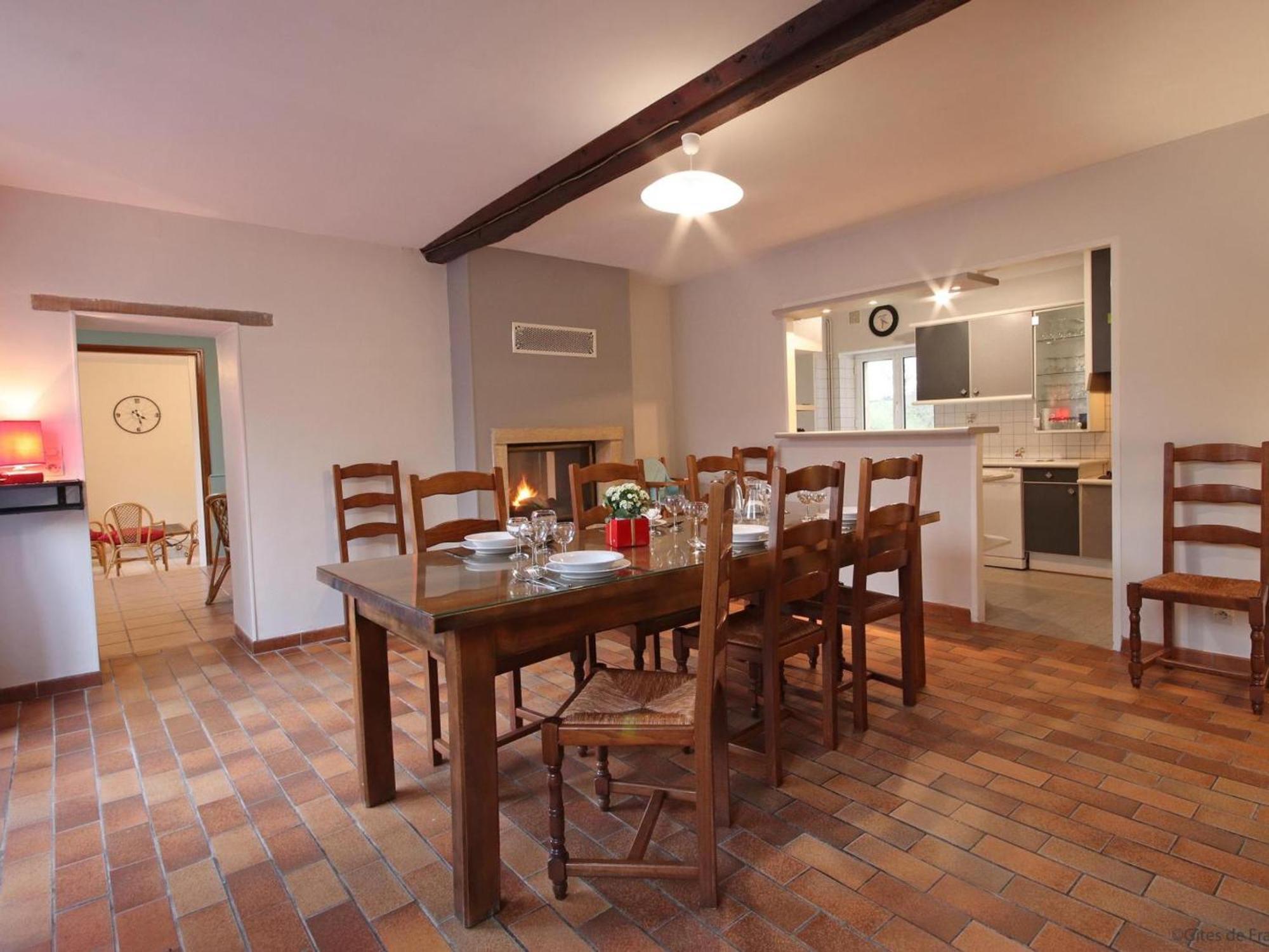 Maison Percheronne Spacieuse Avec Billard, Babyfoot, Et Jardin Clos, Animaux Bienvenus ! - Fr-1-497-65 La Mesniere 외부 사진