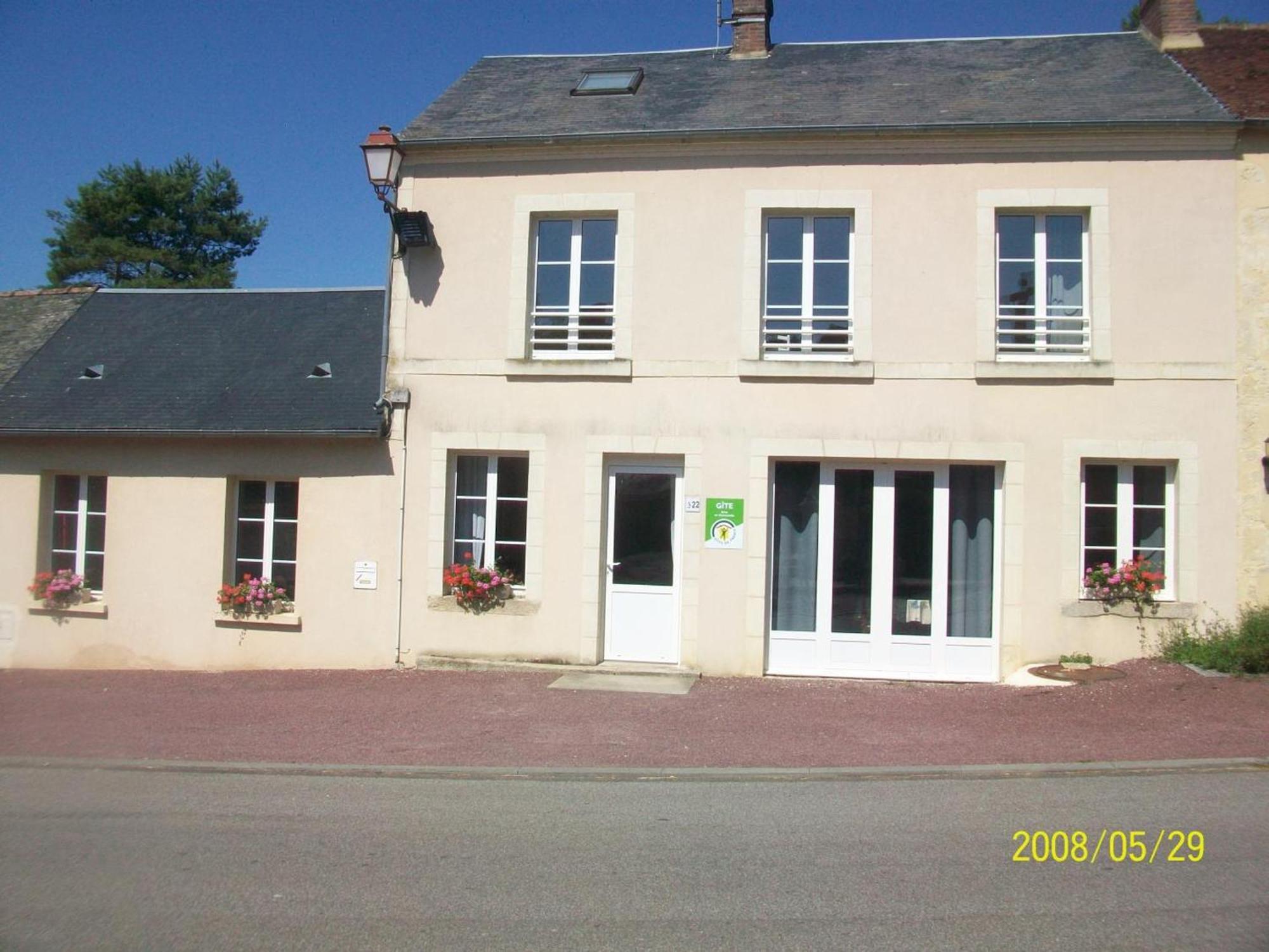 Maison Percheronne Spacieuse Avec Billard, Babyfoot, Et Jardin Clos, Animaux Bienvenus ! - Fr-1-497-65 La Mesniere 외부 사진
