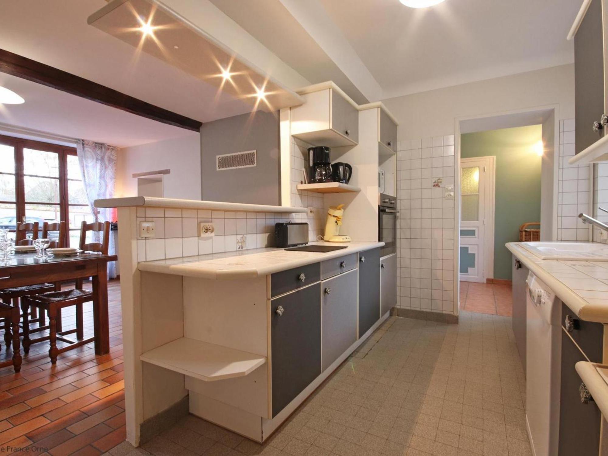 Maison Percheronne Spacieuse Avec Billard, Babyfoot, Et Jardin Clos, Animaux Bienvenus ! - Fr-1-497-65 La Mesniere 외부 사진